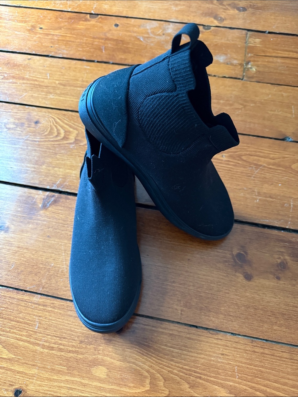Women’s Slip-On Waterproof Casual Boots - Black